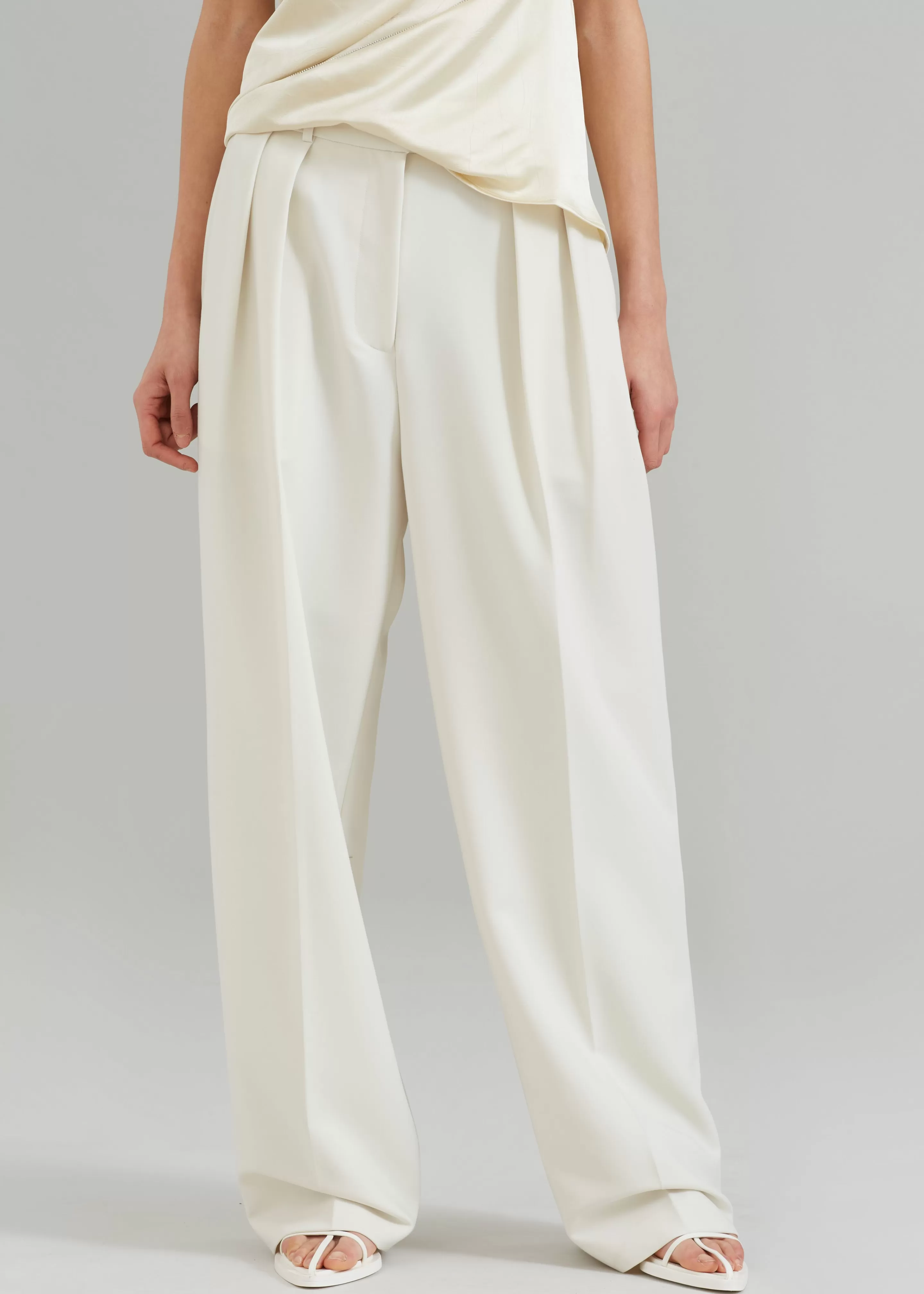 Bottoms | The Frankie Shop Corrin Pleated Trousers Ivory