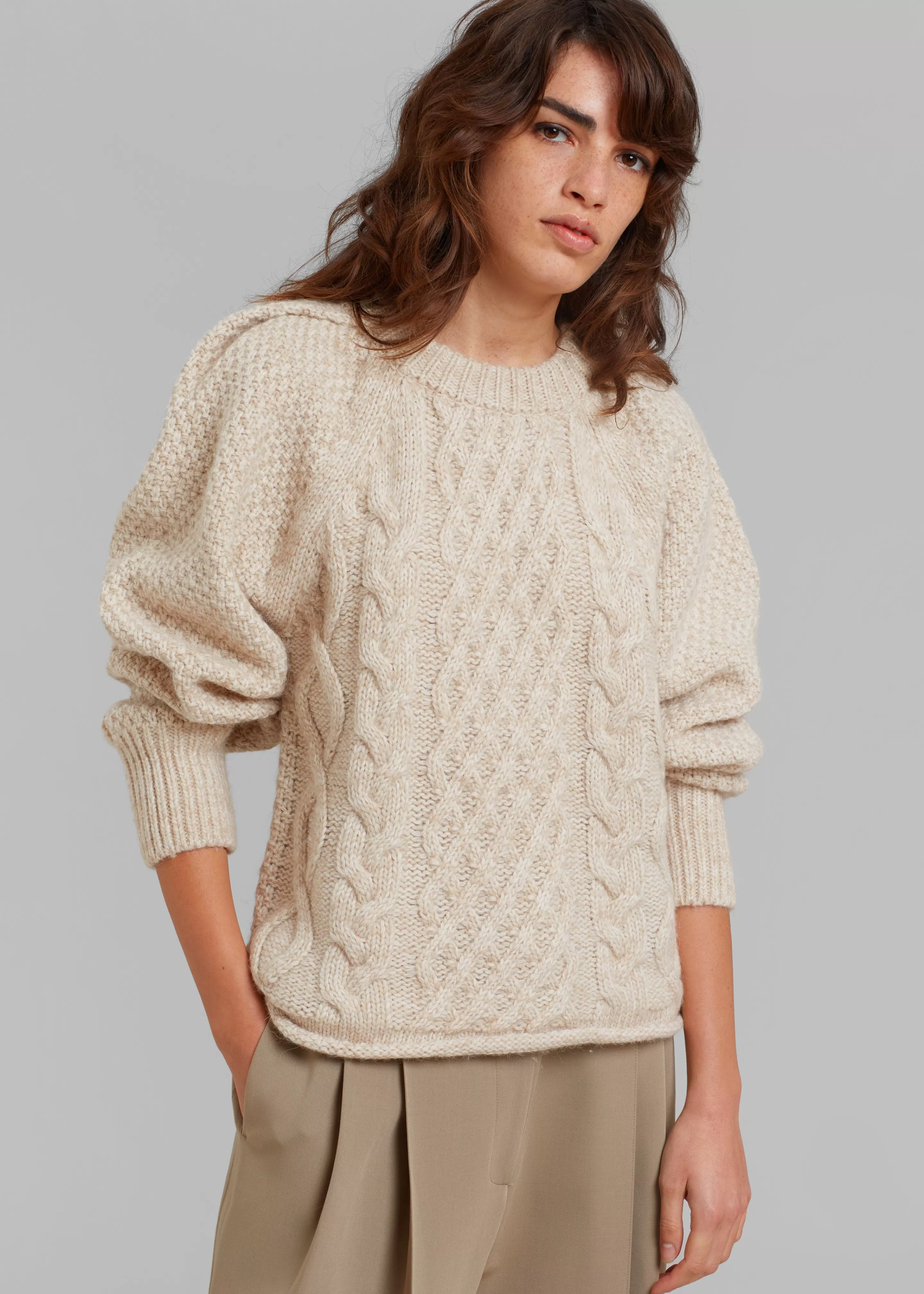 Knitwear | The Frankie Shop Low Classic Cable Top Beige