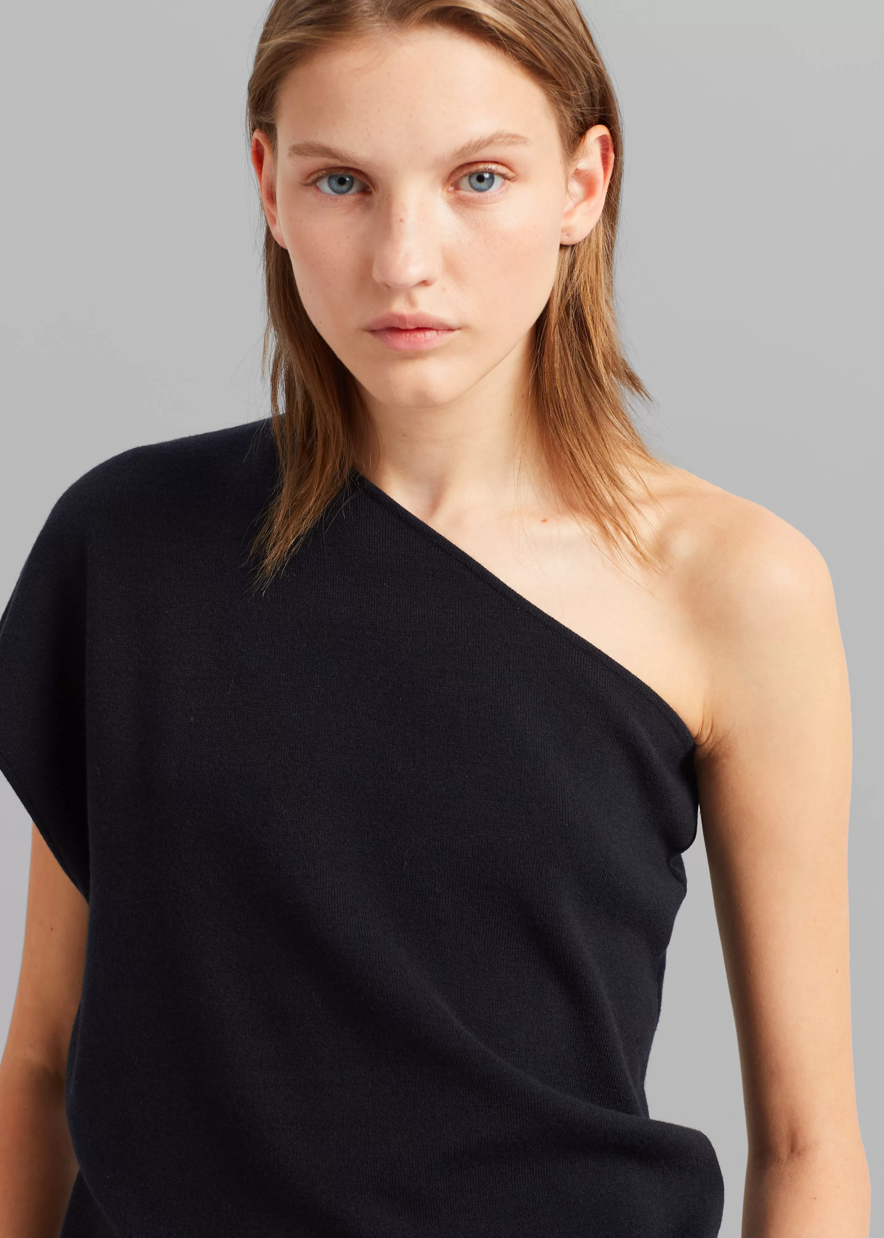 Tops | The Frankie Shop Nivi One Shoulder Knit Top Black