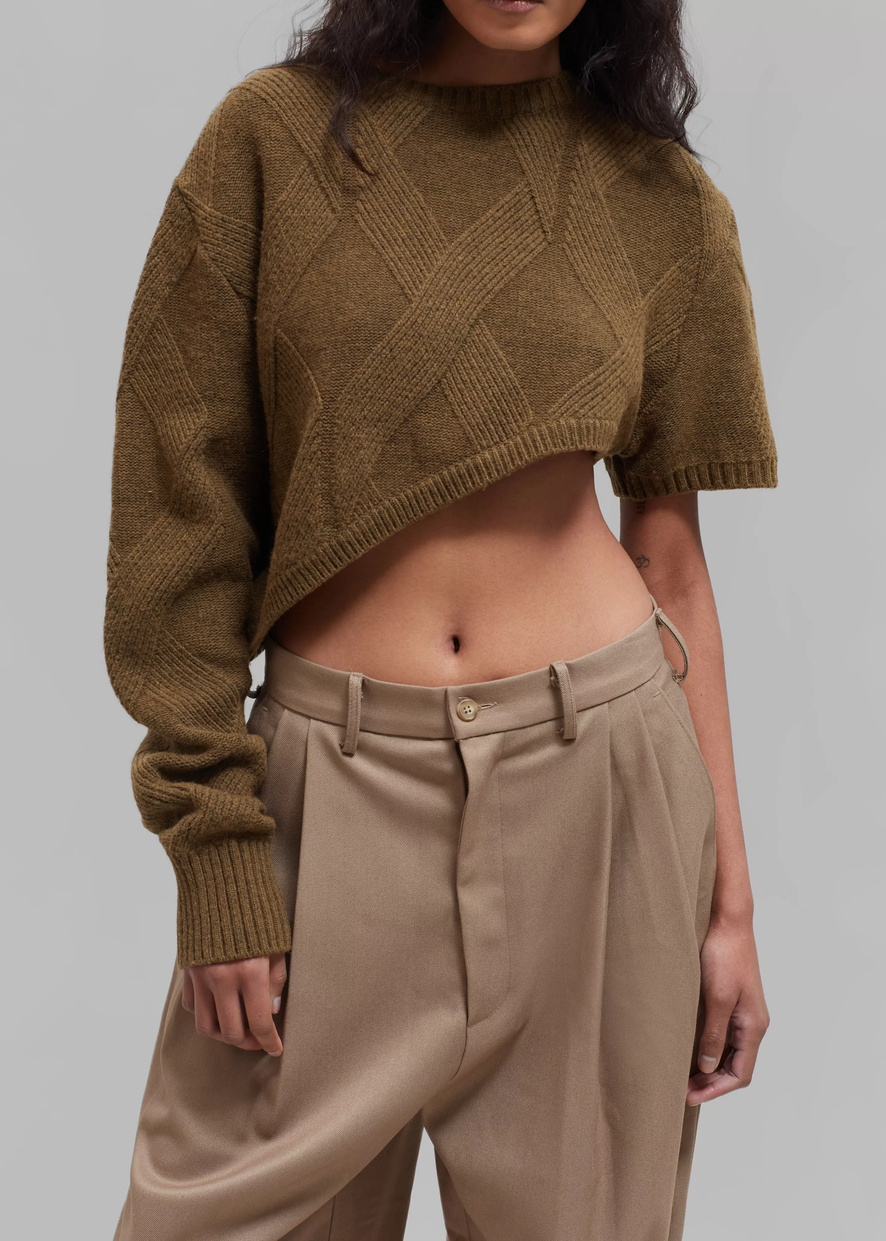 Knitwear | The Frankie Shop Soili Asymmetric Cropped Knit Top Olive