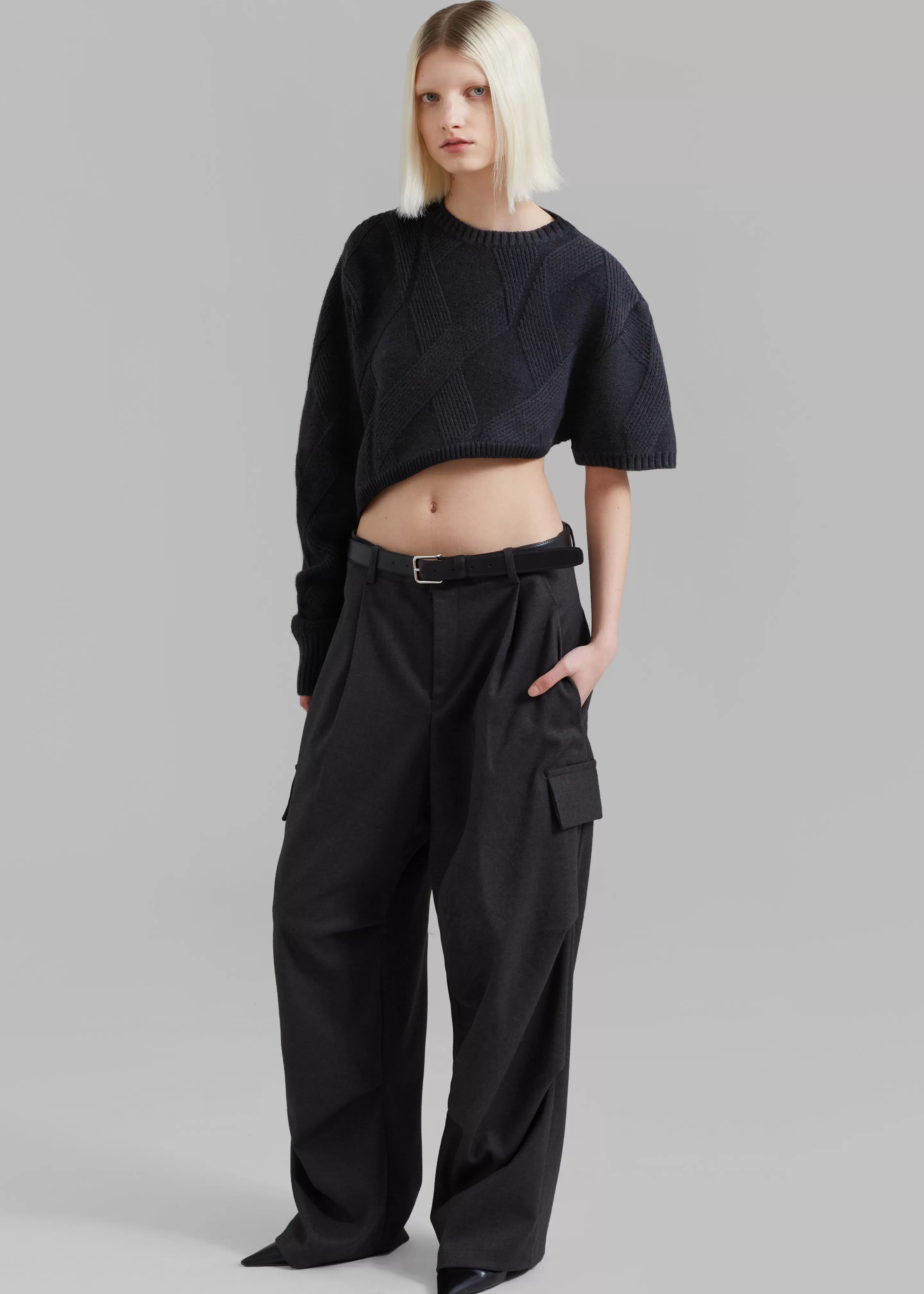 Knitwear | The Frankie Shop Soili Asymmetric Cropped Knit Top Black